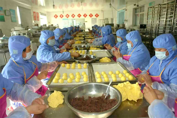 满族美食文化瑰宝——在旗豆包的现代经营之道