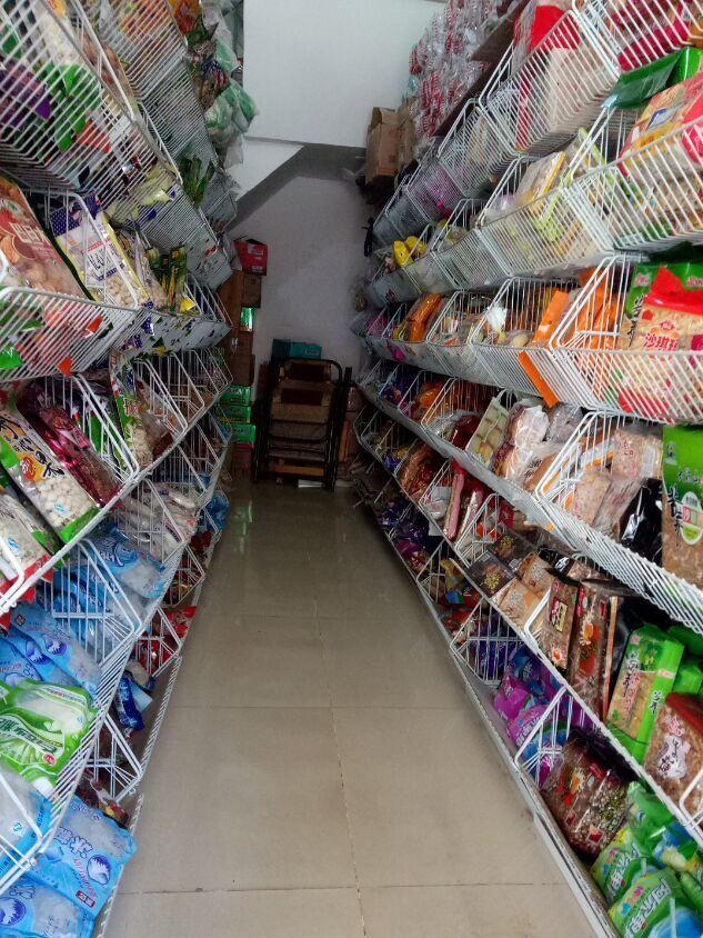 旺旺雪饼520g袋 非油炸米果饼干的膨化食品批发与食品经营指南